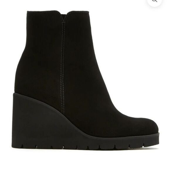 La Canadienne Go Suede Wedge Ankle Bootie in black Size 9.5 NWT - Picture 1 of 7